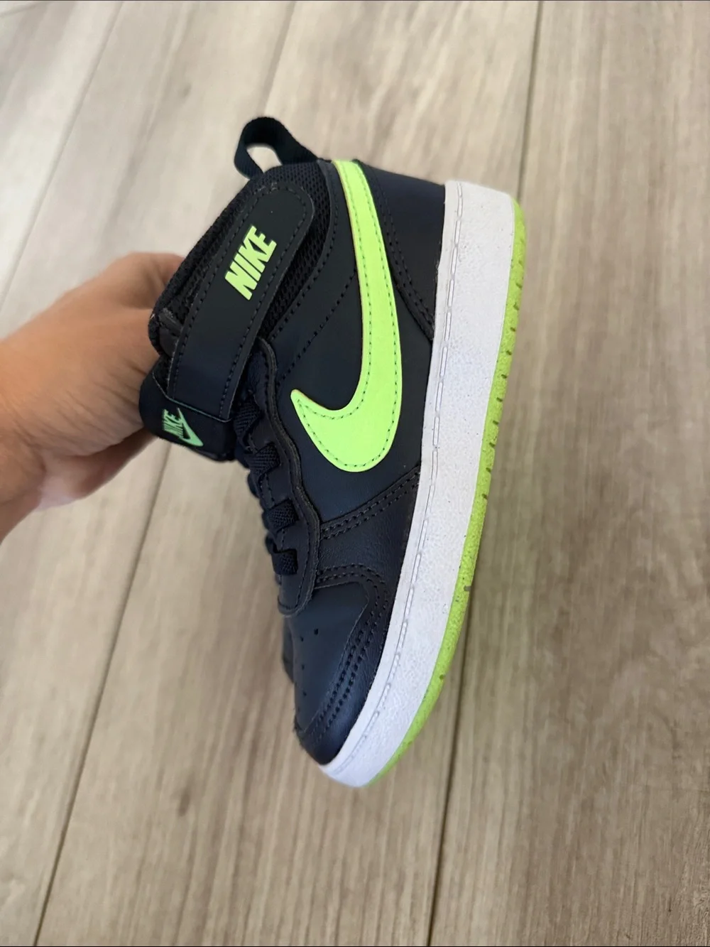Nike Kids Court Borough Mid 2 Dark Obsidian/Lime Blast toddler 9C